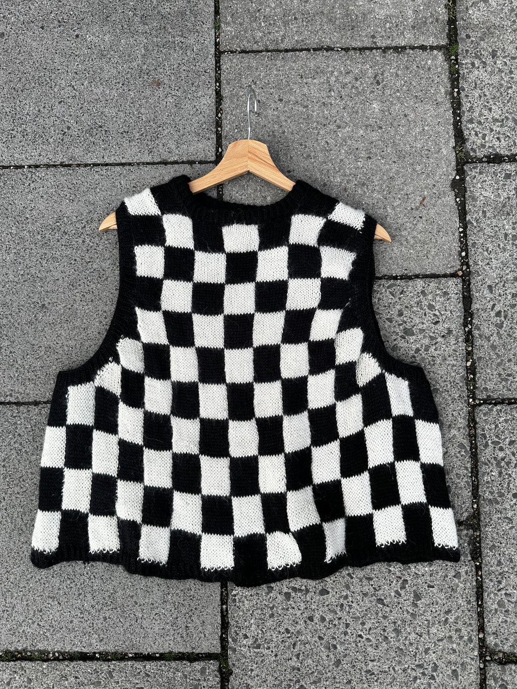 MeneSlipover by Studio.Mene - Checkard Schachbrett Pullunder Oversize